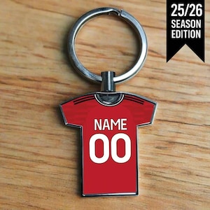 Personalised Man Utd Football 2025/26 Home Kit Style Metal Shirt Keyring – Football Fan Gift