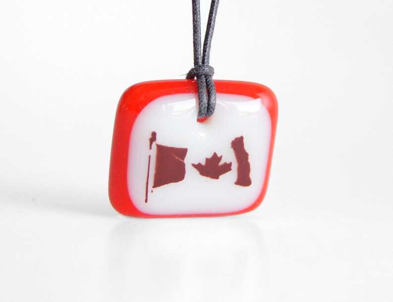 Canada Flag Necklace / Patriotic Jewelry For Canada Lovers