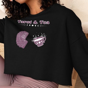 Sudadera Tarot Crop Top, Regalo de suéter Moonphases, Regalos de brujas para mujeres, Ropa espiritual para lectores psíquicos