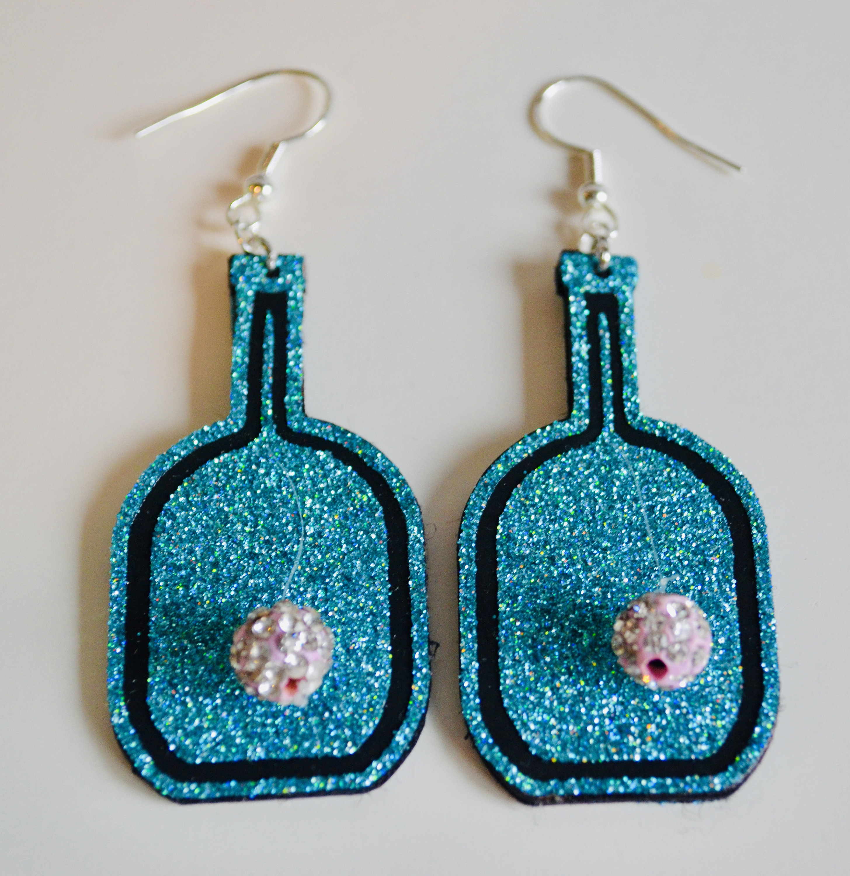 Fun action Pickleball Earrings with dangling moving pickleball bead for the Pickleball enthusiast or Pickleball player in your life.
