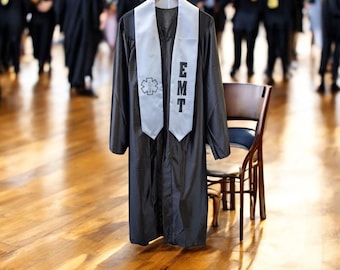 Estola de graduación de técnico de emergencias médicas