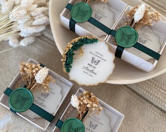 24 Quinceañera / Sweet 16 Party Favors - 12 Gold Mirrors & 12 Keychains - Recuerdos De Quince
