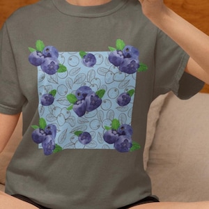 Comfort Colors Blueberry Shirt | Fruit Lover Gift Tee | Vintage Botanical Garden T-Shirt | Summer Cottagecore Aesthetic | Foodie Graphic Tee