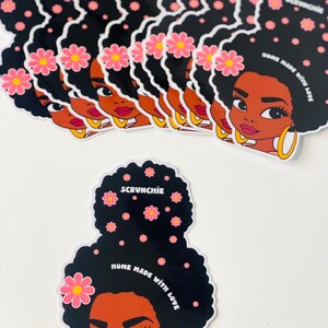 Scrunchie Houder Set van 10 – Afro Girl Design – Gelamineerd – Handgemaakt – Perfect voor Presentatie of Verkoop