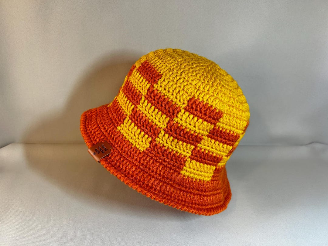 Two-tone Crochet Bucket Hat - Etsy display picture 3