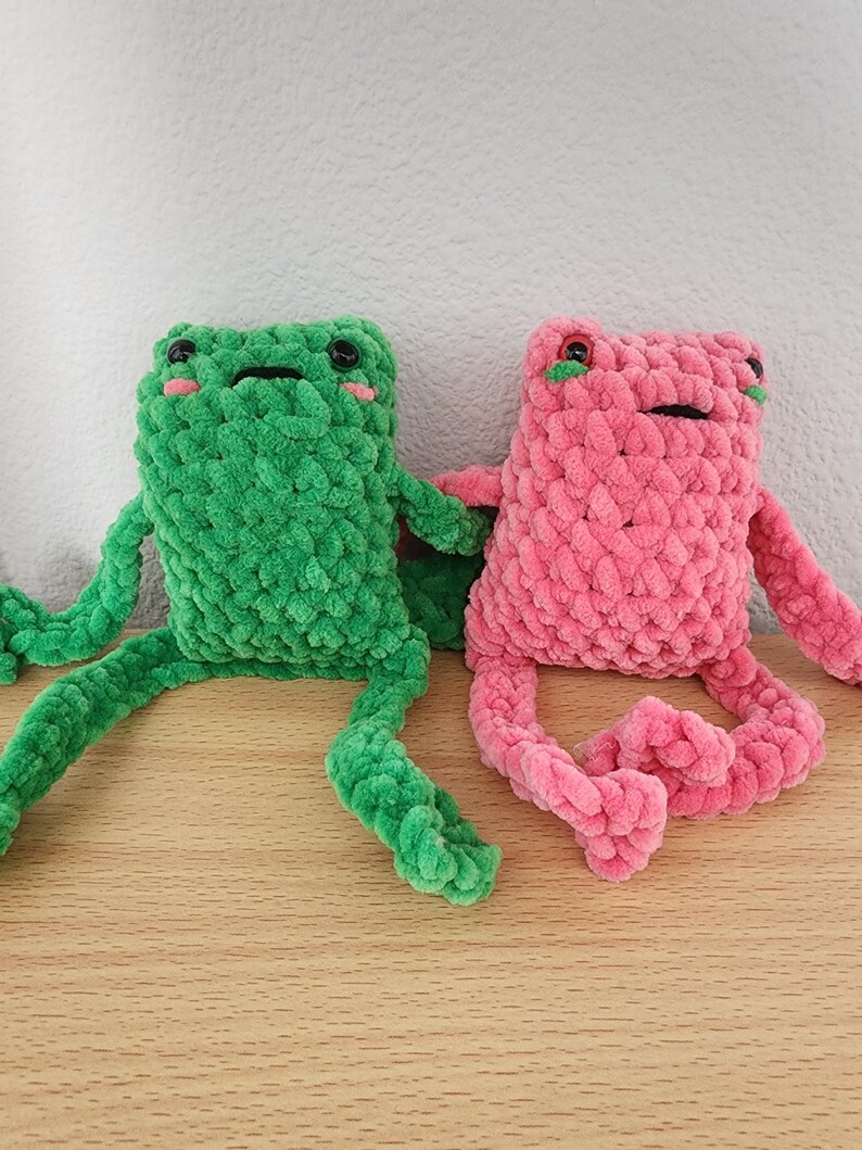 Leggy Crochet Frog – Handmade Plush Toy, Long Leg Frog Amigurumi Gift ...
