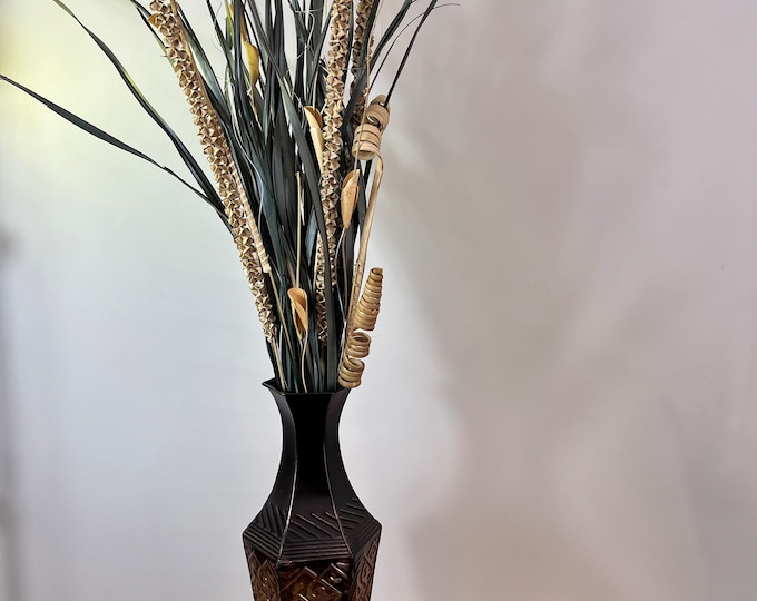 Reedy Fantastic, neutral desert/rustic artificial flower arrangement
