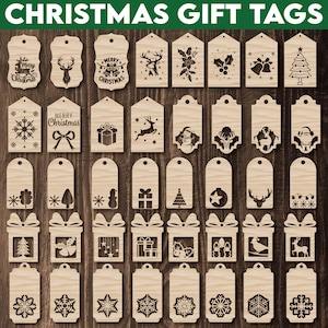 Könnte beinhalten: Weihnachtsgeschenkanhänger aus Holz mit verschiedenen festlichen Designs, darunter Schneeflocken, Rentiere, Weihnachtsbäume und Geschenkboxen. Die Anhänger sind lasergeschnitten mit filigranen Details und tragen den Text "Merry Christmas".