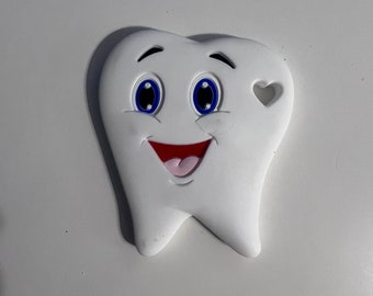 Silicone Tooth Pendants with bumps and grooves