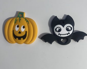 Silicone Halloween Pendants with bumps and grooves Pumpkin or Bats