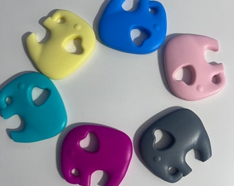 Silicone Elephant Pendants with bumps and grooves