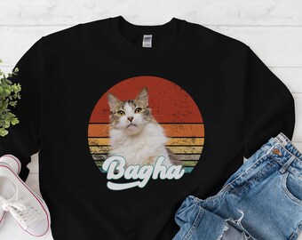 Custom Cat Sweatshirt, Customize Vintage Cat Sweater, Personalize Your Cat Photo with Retro tyle