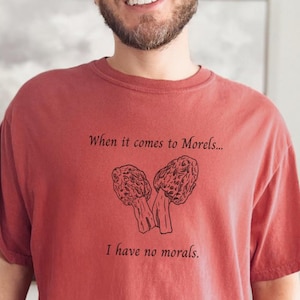 Morels Mushroom Hunter Tee, Forager Shirt, Botanical t-shirt, Nature Lover, Forest Attire, Cottagecore Top, Cotton Tee, Morals t-shirt
