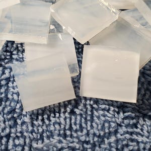 1/2&quot; Wispy White & Clear Stained Glass Mosaic Tile 50 PC