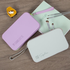 Silikon-Make-up-Tasche mit Gravur, personalisierte Kosmetiktasche mit Riemen, ideales Geschenk für Freunde, Familie und Make-up-Liebhaber