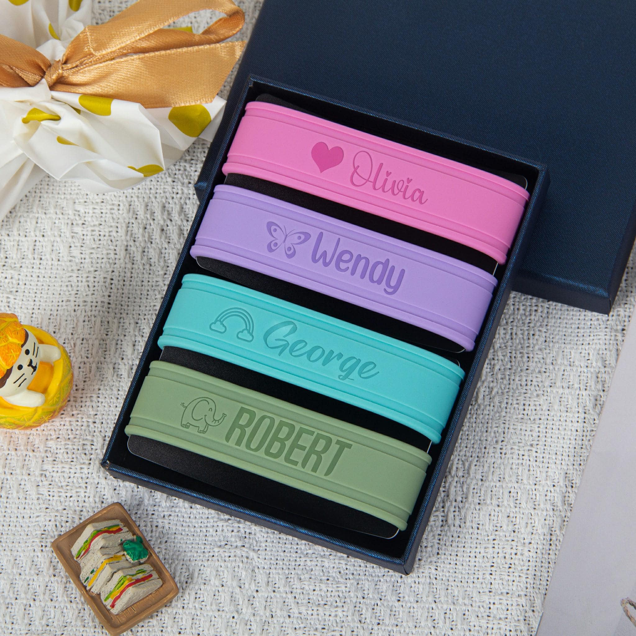 Custom Engraved Water Bottle Bands, Personalized Silicone Sippy Cup Labels in Gift Box, Ideal Gift for Kids & Families
