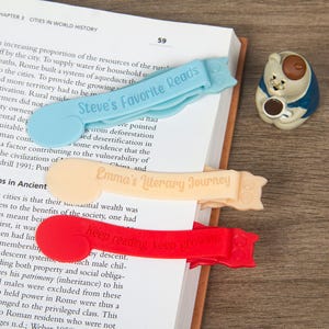 Marcapáginas de silicona con forma de gato grabado a medida, accesorio de lectura único y personalizado, regalo ideal para amantes de los libros, profesores y estudiantes