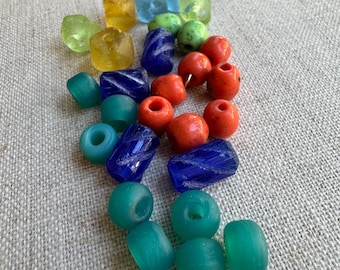 Cuentas de vidrio de colores, juego mixto Krobo, afgano y de vidrio vintage.