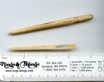 CHOICE (1) Antique BONE Sewing Implement Awl Ribbon Bodkin 9825