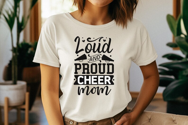 Hornets Cheer MOM (CUSTOMIZABLE) Short Sleeve T-Shirt – Pataskala Customs