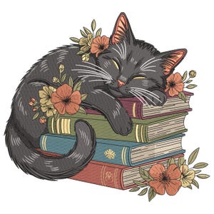 Peut inclure: Un chat noir aux yeux fermés, orné de fleurs, se repose sur une pile de livres. Les livres sont de couleurs variées, dont le rouge, le vert et le bleu. Le chat a des moustaches blanches et un nez rose. Thème littéraire et confortable.