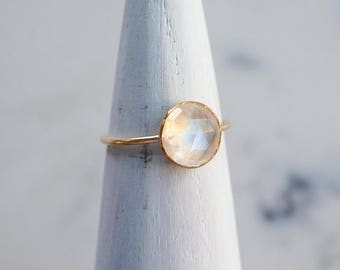 8mm faceted rainbow moonstone 14K GOLD-FILL ring. stackable rings. gemstone ring dainty gold white blue flash rose cut gem ring