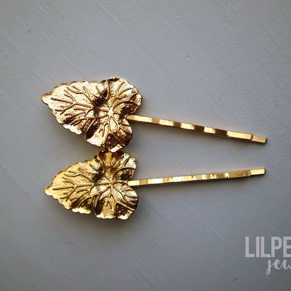Gold leaf hair pin. brass bobby pins. floral nature leaves bridal hair. hair accessories. Woodland Wedding.
