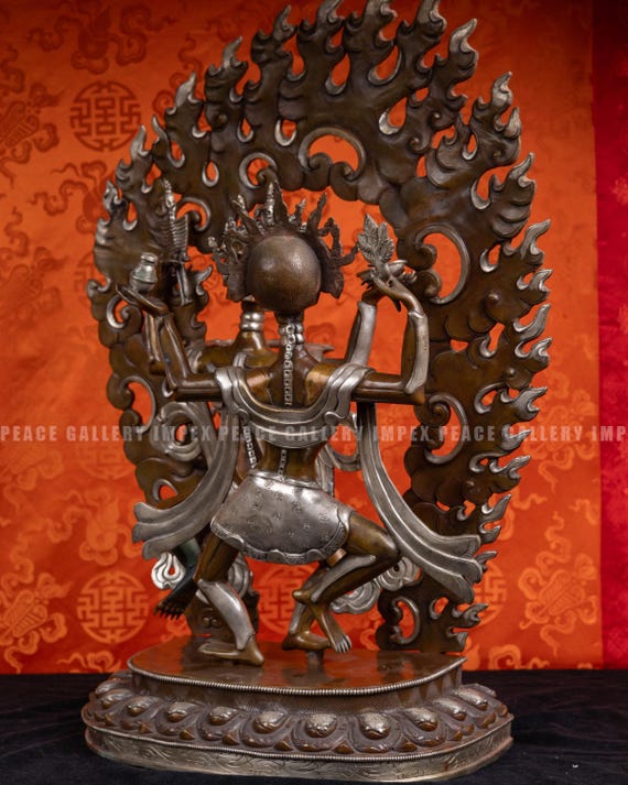 チティパティ | 骸骨の神々 | 仏教の守護神 | 芸術品 | 宗教的