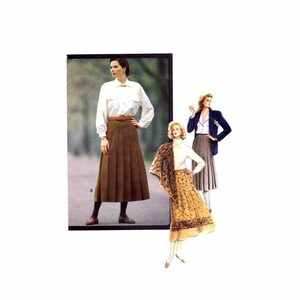 1980s Misses Pleated Skirts Vogue 7589 Vintage Sewing Pattern Size 10 Waist 25 UNCUT