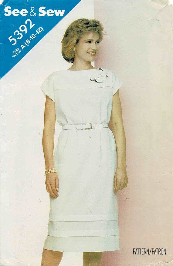 loose straight dress styles How to Wear Loose Fitting Dresses Without Drowning in Fabric