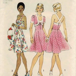1970s Ruched Sun Dress Sweetheart Neckline Sundress Bolero Jacket Simplicity 6388 Vintage Sewing Pattern Size 10 Bust 32 1/2 image 2