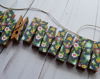 Natural Summer Romantic Wild Flowers Clips w Twine for Photo Display Wedding Shower Clothesline Chunky Little Clothespin Set of 12
