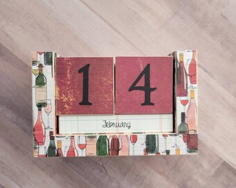 Perpetual Wooden Block Calendar - It's Wine O'Clock - Wine Lovers Bottles and Glasses - Red, White, Rose Aesthetic