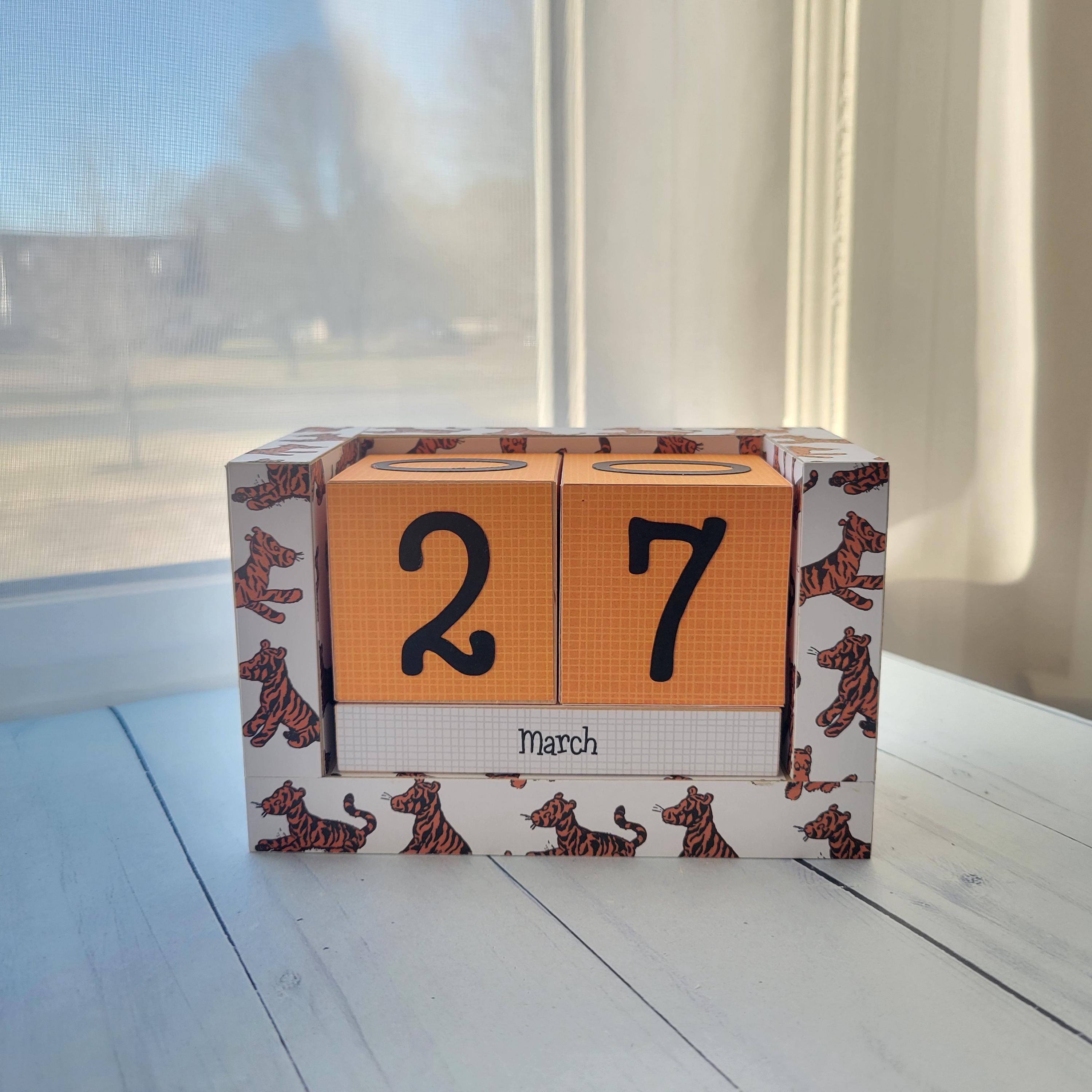 Winnie the Pooh Perpetual Calendar - Etsy