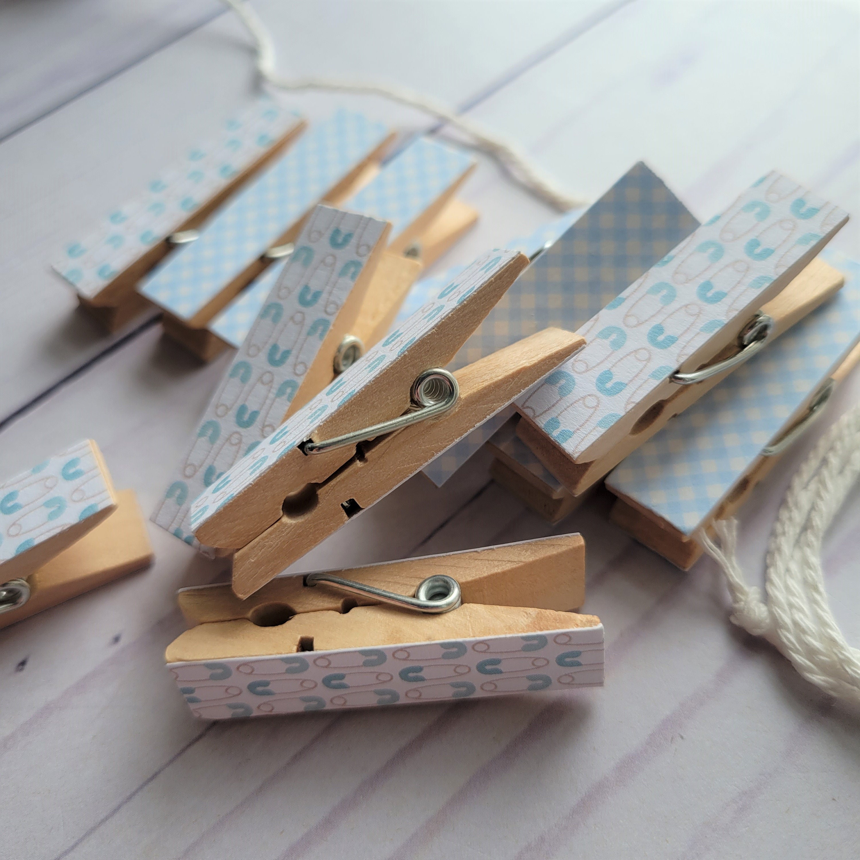 Mini Clothespins, Wood Clothespins, PURPLE, Tiny Clothespins, Clothes Pegs,  Small Clothespin, 1 Clothespin, Crafts Supplies Diy 