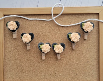 Felt Peach Flowers Boho Clothespins Clothesline, Baby Wedding Shower Gift, Rustic Wild Flowers on Chalkboard Hearts, Mini Garland