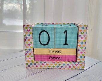 Month and Day Perpetual Wooden Block Calendar - Retro 80s Rainbow Hearts - Desk Calendar - School Teacher Student Desk