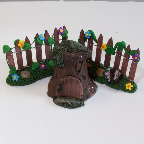Fairy Garden Tree Stump House And 2 Miniature Fences Mini