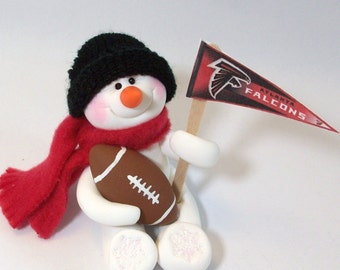 Atlanta Falcons: Football snowman ornament