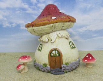 Miniature Mushroom house with 2 mini mushrooms
