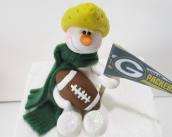 Cheese head packers: snowman ornament