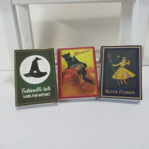 Set of 3 miniature spooky Halloween books