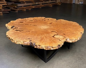 Maple Big Leaf Coffee Table With Organic Shape And Live Edges - Handmade Coffee Table With Natural Form Made From Single Maple Wood Slab