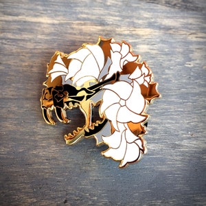 Datura Snake Black Edition Enamel Pin