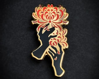 Chrysanthemum Hands [Enamel Pin]