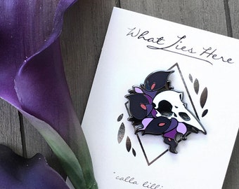 Calla Lillies Raven [Enamel Pin]