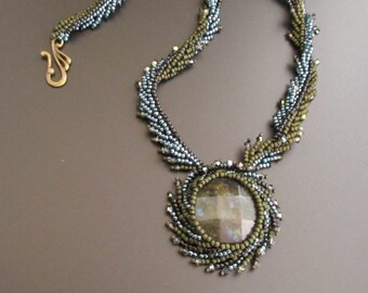 Beaded Necklace with Flashy Labradorite Pendant