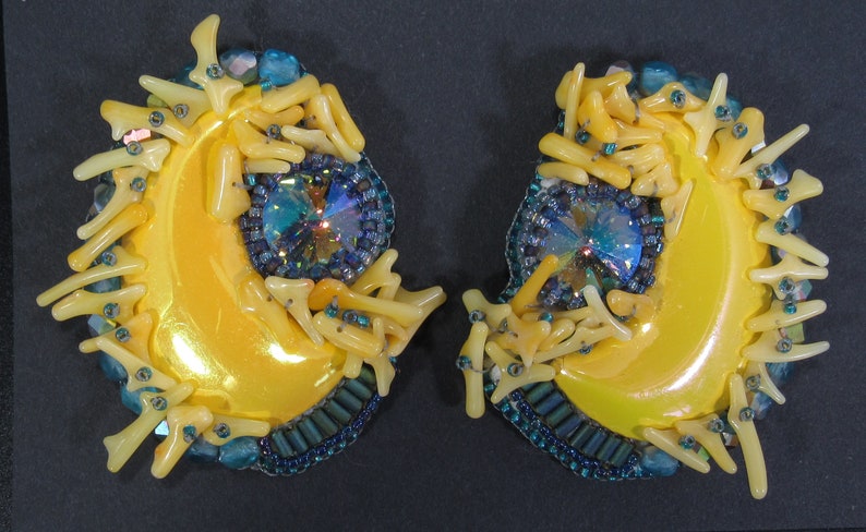 Tropical Sunburst Beaded Earrings Funky, Weird, Vivid Yellow and Aquamarine Blue Bead Embroidery Upcycled Jewelry image 3