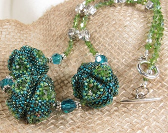 Fun & Chunky Beaded Bead Necklace Blues Greens