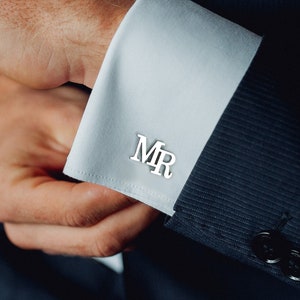 Regalos personalizados para padrinos de boda, propuesta de padrinos de boda, gemelos personalizados para padrinos de boda, gemelos con iniciales, gemelos con nombre, gemelos de boda, regalo para él